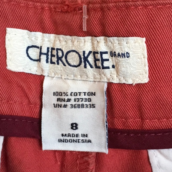 Cherokee Shorts - Picture 2 of 4